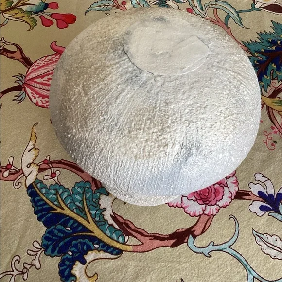 Vintage Decorative White Clay Pot - Picture 2 of 4